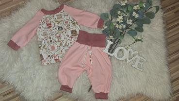 Kombination: Raglanshirt & Checkerhose Gr. 68 "Boho-Tiere"