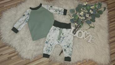 Kombination: Raglanshirt & Baggyhose Gr. 68 "Eukalyptus"