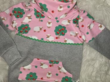Loopkragenhoodie Gr. 74 "Schafe"