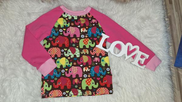 Raglanshirt Gr. 104 "Elefanten"