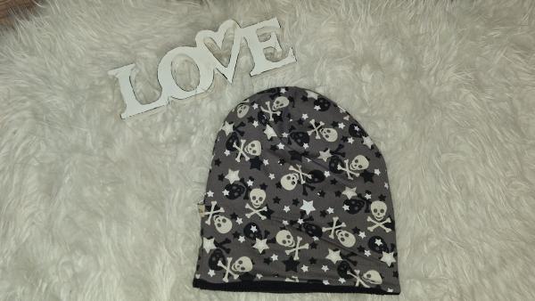 Beanie Kopfumfang 53-56cm "Skulls"
