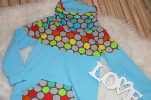 Loopkragenhoodie Gr. 122/128 "Regenbogendots"