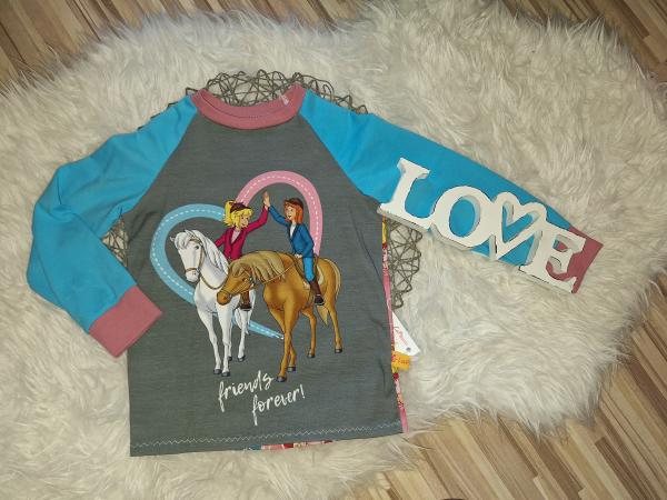 Raglanshirt Gr. 104 "Bibi und Tina"